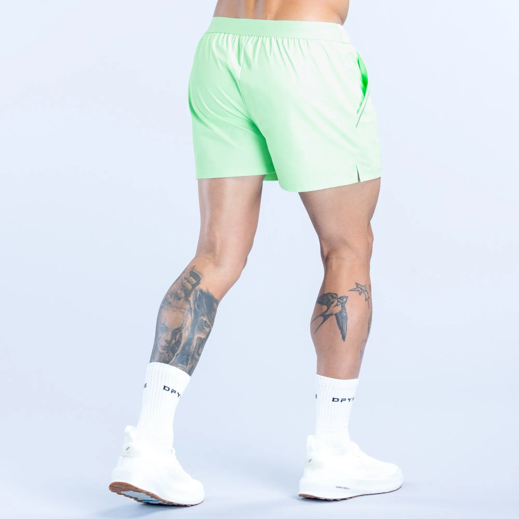 Alternative view of Charge Training Shorts | 4"
